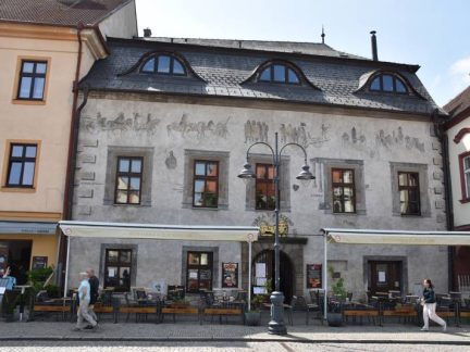 Stavební úřad zastavil práce na rekonstrukci restaurace U Zlatého lva