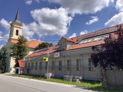 Rekonstrukce azylového domu ve Veselíčku se prodražila. Charita shání chybějící peníze