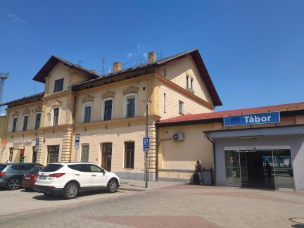 Proč nezačala rekonstrukce nádraží v Táboře?