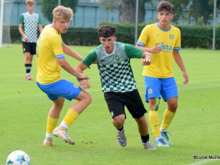 Písečtí dorostenci odstartovali sezonu ve velkém stylu