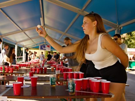 Beer pong ve Svaté Maří slavil dvacátý turnaj. Premier League ovládly Strakonice