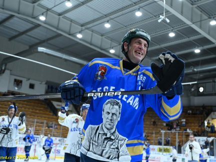VIDEA: Rozlučkový exhibiční zápas Jakuba Matušíka a Jakuba Suchánka vyhrál Sege Team na nájezdy