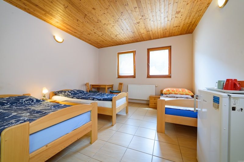 Prodej restaurace Harrachovky na břehu Lužnice  poblíž Tábora.-7