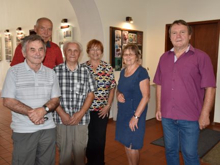 VIDEO: Výherci soutěže z milevské výstavy k 25 letům Senior klubu ZVVZ se sešli na dernisáži