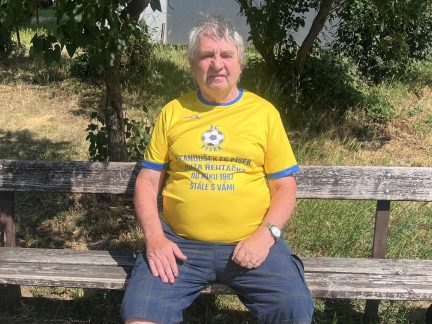 Odešel nejvěrnější fanoušek píseckého sportu Jan Řehtačka Zborník