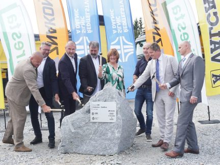 Na obchvat čekali půl století. V Sedlici poklepali na základní kámen, stavba vyjde na 818 milionů