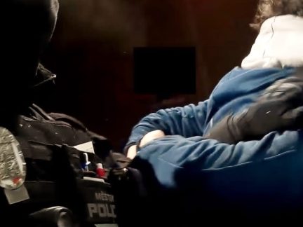 Pokus o útěk nevyšel. Budějovičtí strážníci vypátrali hledaného mladíka