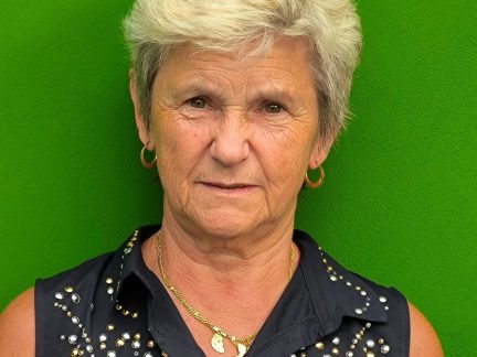 Babička roku: Marie Boudová nezná nudu. Šije, vyrábí ze dřeva, sportuje a vede taneční skupinu Berušky