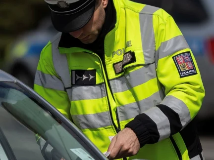 Opilci za volantem na Písecku: Seniorka nadýchala bezmála 1,4 promile, muž dvě a půl