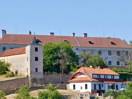 Po Horním zámku přichází na řadu Dolní. Vimperk má příslib dalších 200 milionů