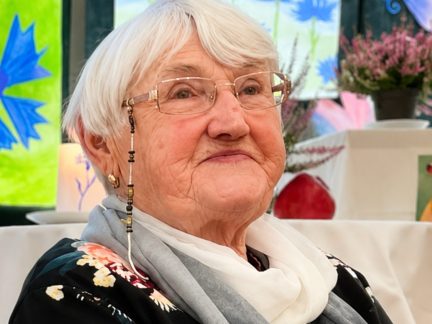 Babička roku: Marie Hrubešová vychovala svou vnučku Lenku s láskou a odhodláním, i když jí život přinesl nečekaně těžkou zkoušku