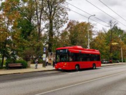 Budějovická linka MHD 12 bude nově zajíždět na Máj přes Švábův Hrádek