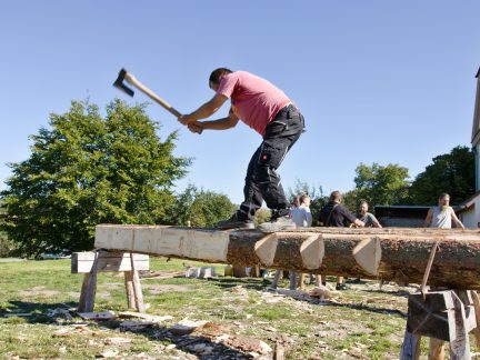 Dřevadny ve Volyni oslavily práci se dřevem a upozornily na novou expozici dřevařství v Panské sýpce