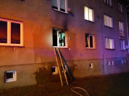 Ve Světlíku na Českokrumlovsku hořelo v bytě