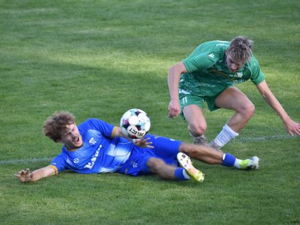 Pouťové derby rozhodl Český Krumlov tři minuty před koncem