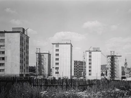 Den architektury v Písku nabídne procházku po nejstarším panelovém sídlišti