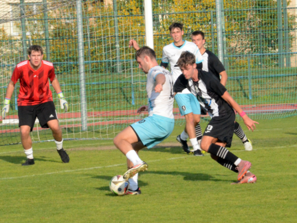 Milevsko B ve šlágru padlo, vedoucí Štěkeň je stále stoprocentní