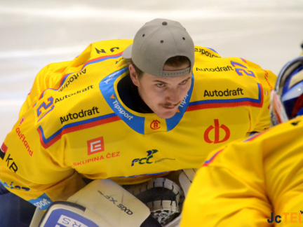 Motor v Plzni sestřelil kanadský obránce Carter Robertson. Smůla v budějovickém brankovišti
