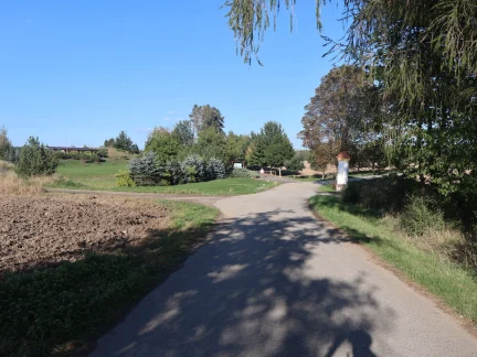 Policie pátrá po cyklistovi, který zřejmě nedal na Táborsku přednost motorkáři