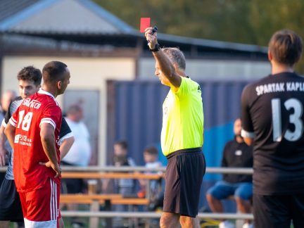Fotbal: Dohra kontroverzního zápasu v Roudném! Komise Rozbouda trestá jen za chybný zápis
