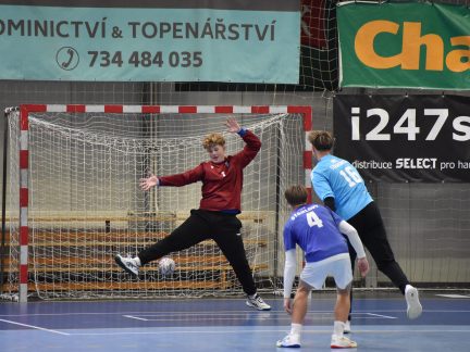 Strakoničtí mladší dorostenci válí! Šťáhlavům nasázeli 53 branek a zůstávají stoprocentní
