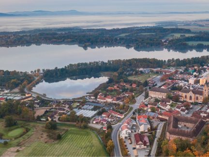 V Hluboké nad Vltavou jsou dva vítězové voleb – ODS a Společně pro Hlubokou. Koalice je na světě