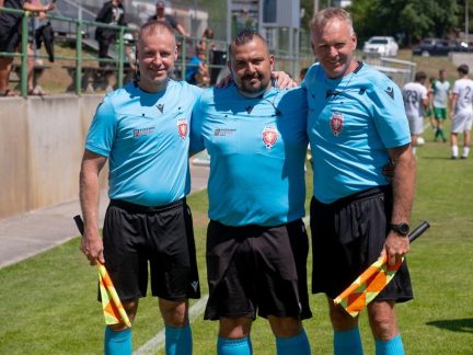Dva rozhodčí z každého klubu? Jihočeský fotbal řeší nedostatek sudích