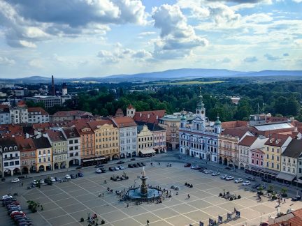 V okolí centra Budějovic se budou ve středu pohybovat policisté, hasiči i záchranáři. Půjde o cvičení