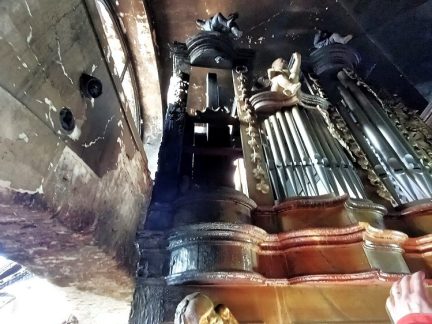 Na obnovu vyhořelého kostela v Chlumu u Třeboně mohou lidé přispět do konce října