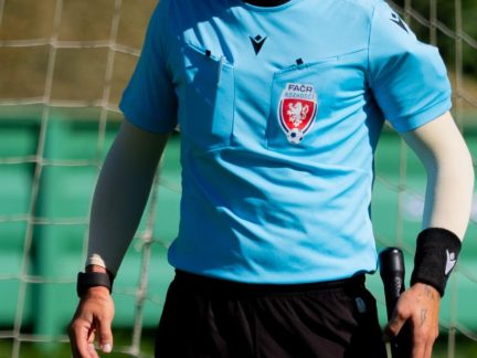 Fotbal: Chybně nařízená penalta, další chyběla. Komise rozhodčích a delegátů řešila i protest Jankova